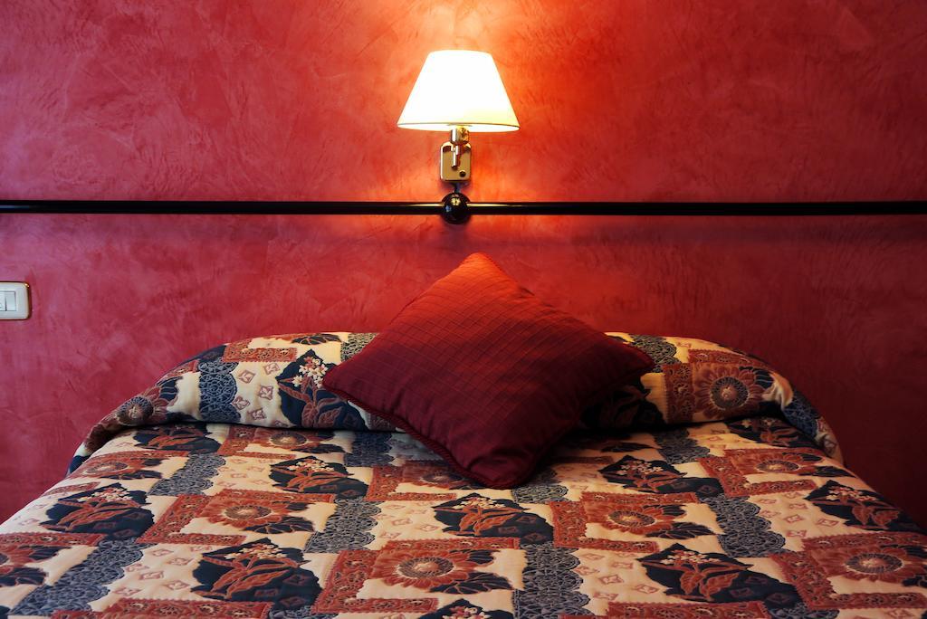 Hotel Lena Pola de Lena Camera foto
