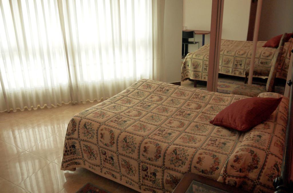 Hotel Lena Pola de Lena Camera foto